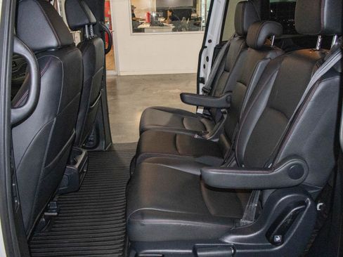 Used 2023 Honda Odyssey Sport image 14