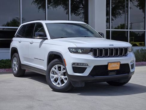 Used 2023 Jeep Grand Cherokee Limited image 1
