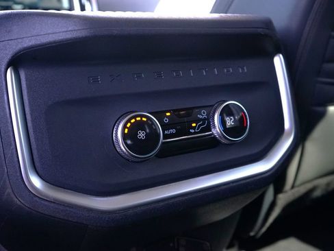 Certified 2025 Ford Expedition Max Active AWD/4WD image 12