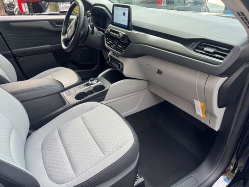 New 2026 Ford Escape Active w/ Cold Weather Package image 21