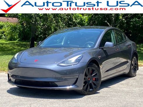 Used 2023 Tesla Model 3 Standard Range RWD image 1