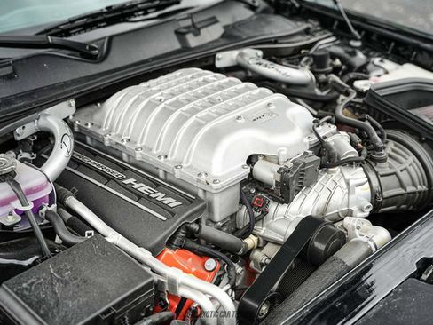 Used 2023 Dodge Challenger SRT Hellcat RWD image 28