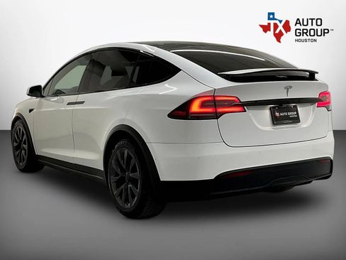 Used 2022 Tesla Model X AWD/4WD image 3