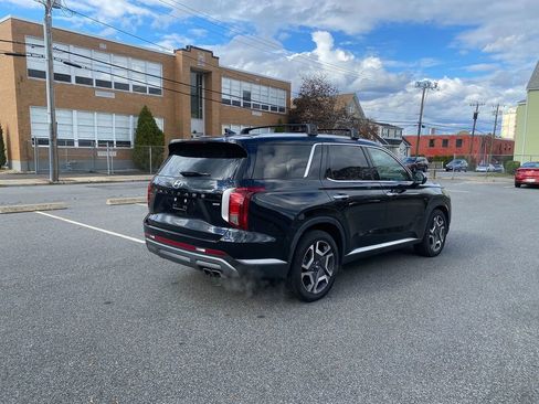 Used 2023 Hyundai Palisade SEL image 5