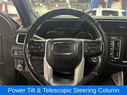 Used 2021 GMC Yukon XL Denali image 32