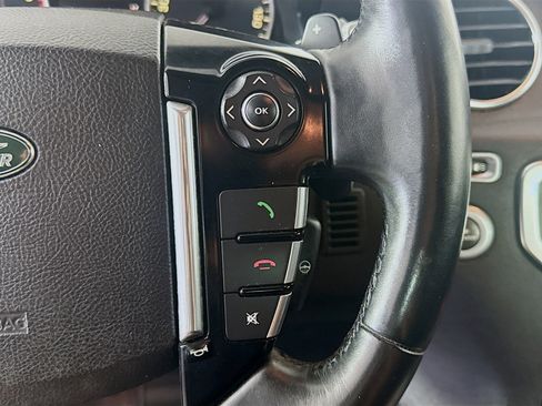 Used 2016 Land Rover LR4 HSE AWD/4WD image 15