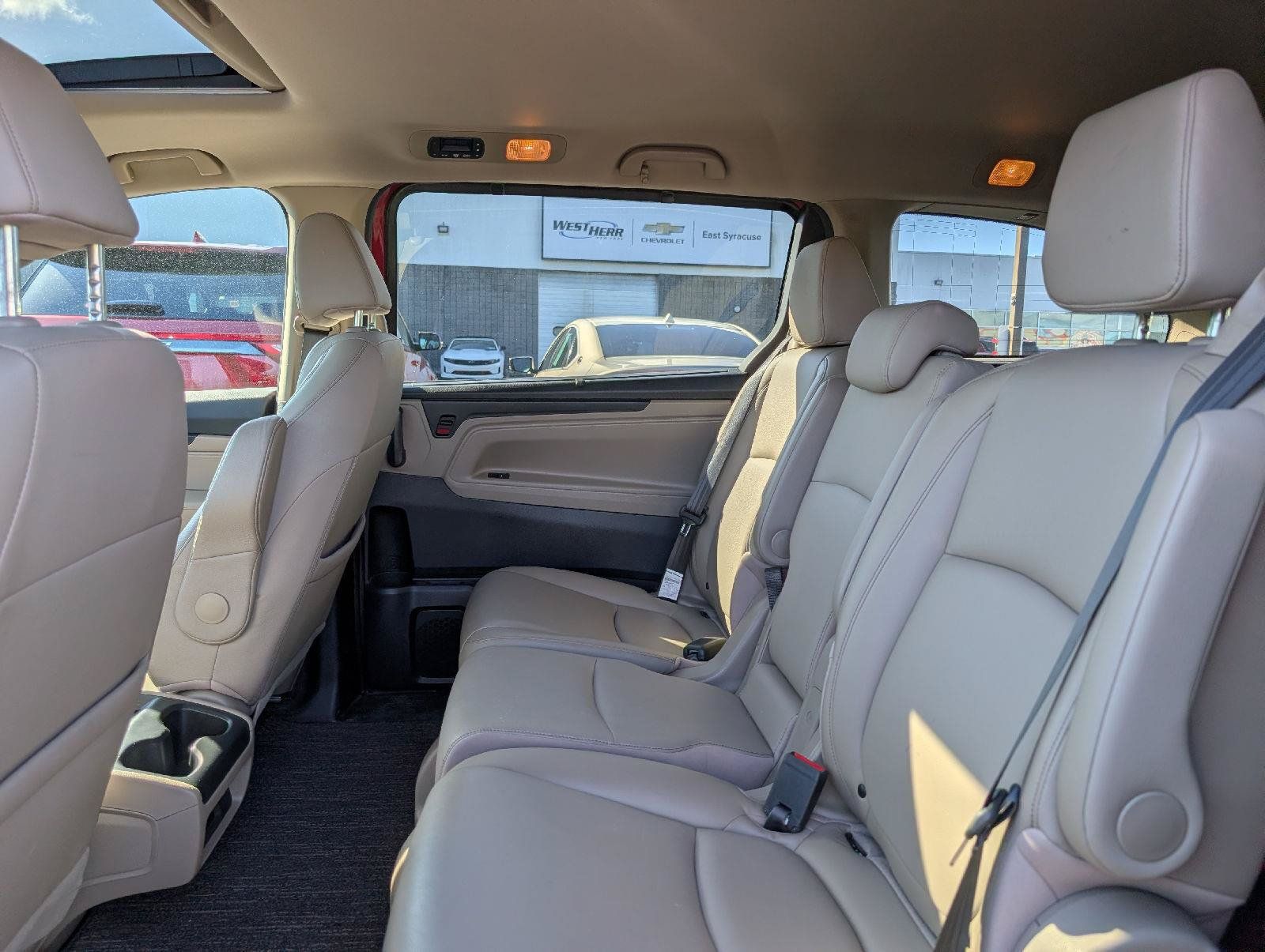 Used 2022 Honda Odyssey EX-L image 11