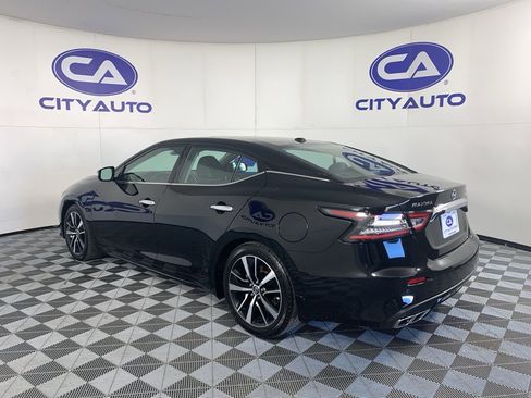 Used 2023 Nissan Maxima SL image 5