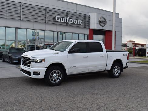 Used 2025 RAM 1500 Laramie w/ Laramie Southwest Edition AWD/4WD image 2