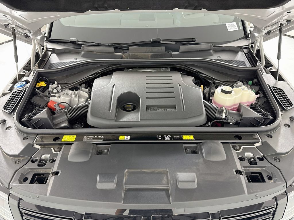 New 2026 Land Rover Range Rover Sport Dynamic SE AWD/4WD image 31