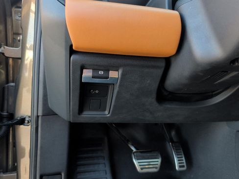 Used 2020 Land Rover Defender 110 X AWD/4WD image 17