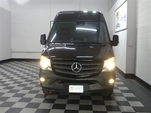 Used 2016 Mercedes-Benz Sprinter 3500 image 2