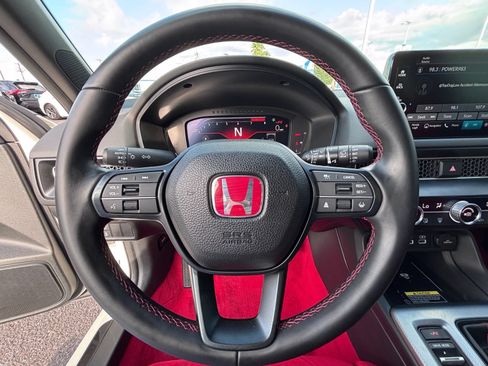 Certified 2024 Honda Civic Type R image 23