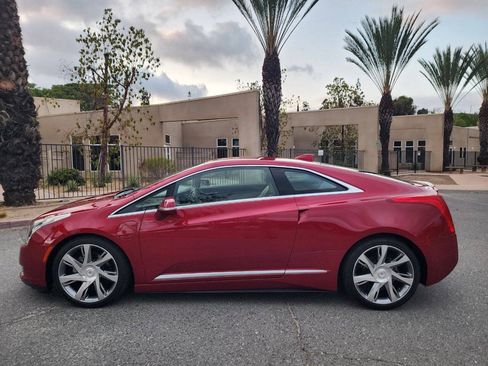 Used 2014 Cadillac ELR w/ Luxury Package FWD image 7