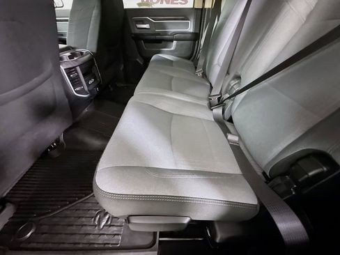 Used 2020 RAM 3500 Big Horn w/ Level 2 Equipment Group image 30