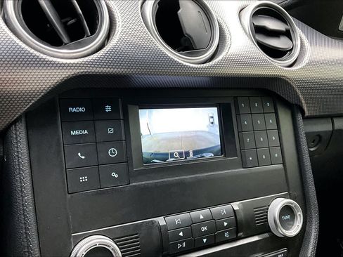 Used 2019 Ford Mustang GT RWD image 23