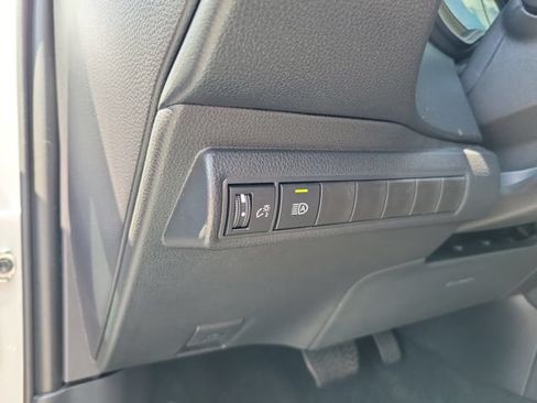 Used 2026 Toyota Corolla LE FWD image 10