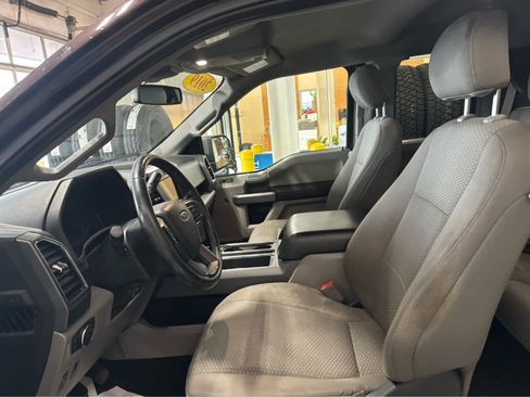 Used 2019 Ford F150 XLT w/ Equipment Group 302A Luxury image 21