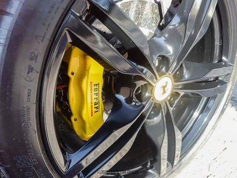 Used 2019 Ferrari Portofino image 67