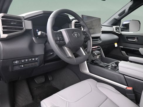 New 2026 Toyota Tundra Limited AWD/4WD image 30