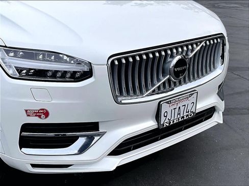 Used 2024 Volvo XC90 T8 Ultimate w/ Protection Package Premier AWD/4WD image 34