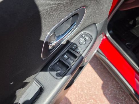 Used 2017 Honda HR-V EX image 11