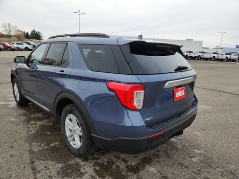 Used 2021 Ford Explorer XLT w/ Class III Trailer Tow Package image 5