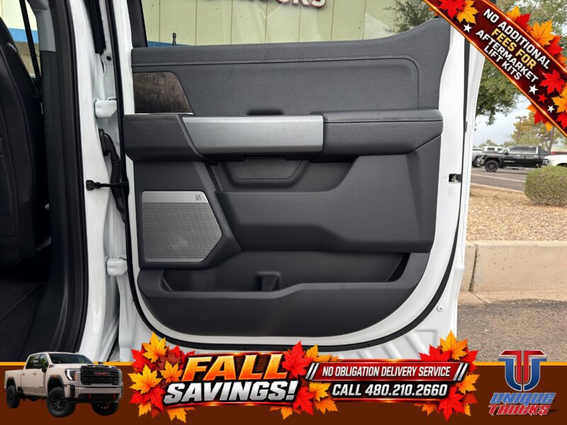Used 2025 Ford F350 Lariat w/ FX4 Off-Road Package AWD/4WD image 24