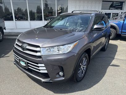 Used 2017 Toyota Highlander XLE
