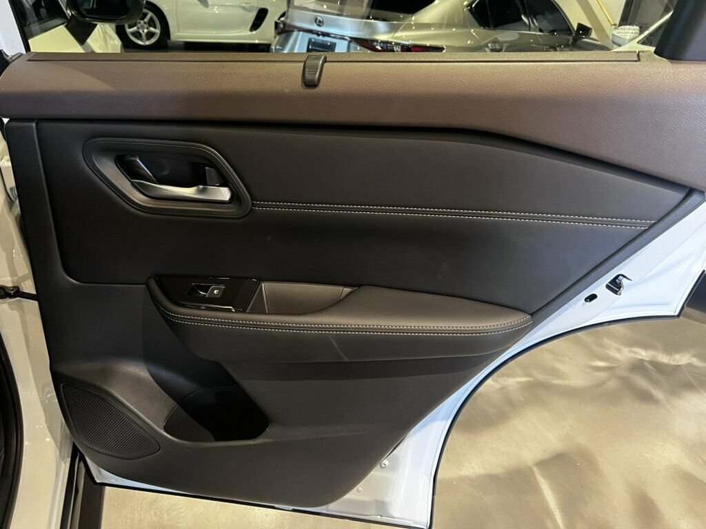Used 2023 Nissan Rogue SL w/ SL Premium Package AWD/4WD image 19