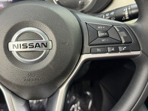 Used 2021 Nissan Versa SV image 19