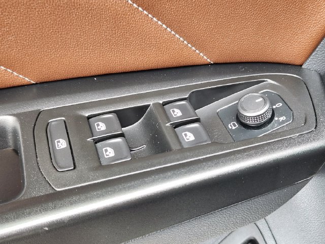 Used 2021 Volkswagen Atlas SEL Premium AWD/4WD image 26