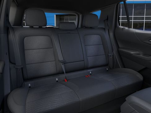 New 2026 Chevrolet Equinox LT w/ Safety and Technology Package FWD image 15