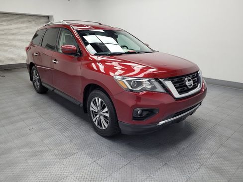 Used 2020 Nissan Pathfinder SV w/ Cargo Package FWD image 13