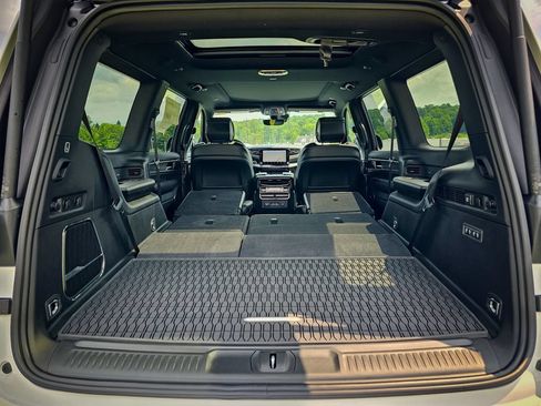 New 2026 Jeep Grand Wagoneer 4WD w/ Quick Order Packge 29V Upland image 43