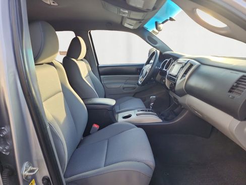 Used 2015 Toyota Tacoma 4x4 Double Cab image 15