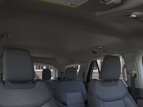 Used 2026 Ford Explorer Active RWD image 22