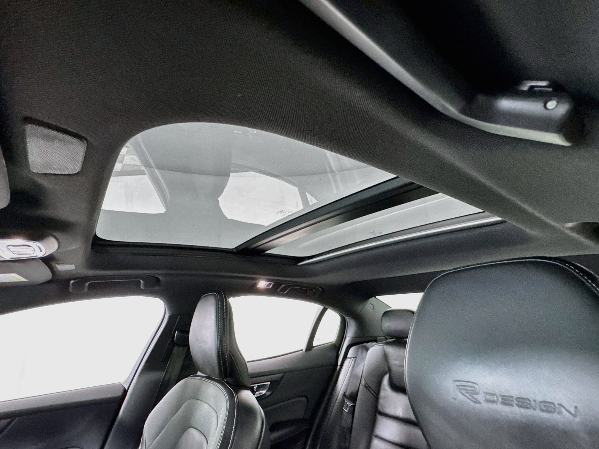 Used 2019 Volvo S60 T6 R-Design AWD/4WD image 6