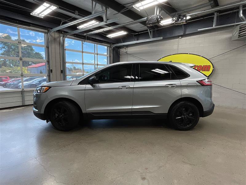 Used 2022 Ford Edge SE AWD/4WD image 2