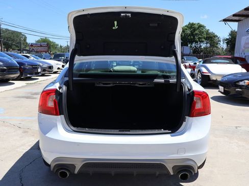 Used 2017 Volvo S60 T5 Dynamic FWD image 17