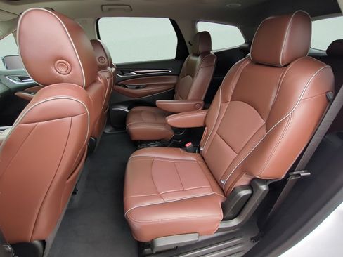 Used 2021 Buick Enclave Avenir w/ Trailering Package, 5000 lbs. AWD/4WD image 10