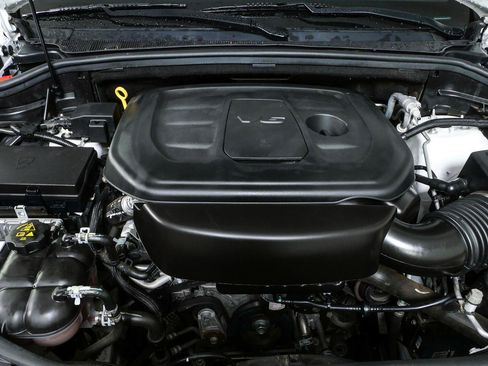 Used 2020 Jeep Grand Cherokee Overland RWD image 37