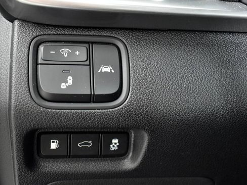 Used 2020 Kia Optima S image 11