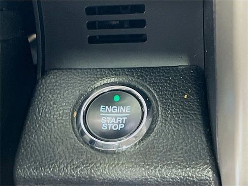 Used 2020 Ford F350 Lariat image 18