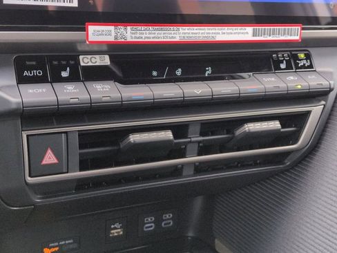 New 2026 Toyota Camry Hybrid w/ Multimedia Upgrade Package image 21