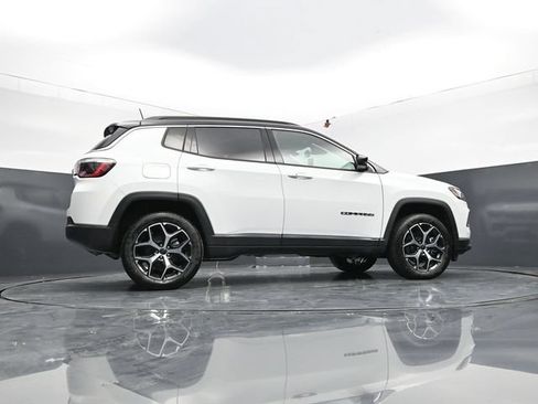 New 2026 Jeep Compass Limited w/ Sun, Sound & Navigation Group AWD/4WD image 60