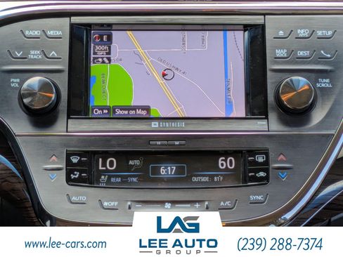 Used 2014 Toyota Avalon Limited FWD image 13