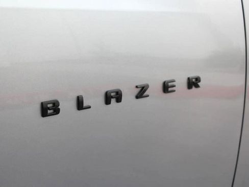 Used 2023 Chevrolet Blazer RS w/ Driver Confidence II Package image 9