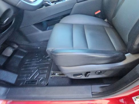 Used 2021 Nissan Rogue SV w/ Premium Package FWD image 17
