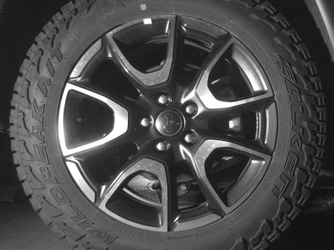 Used 2025 Jeep Compass Trailhawk image 15